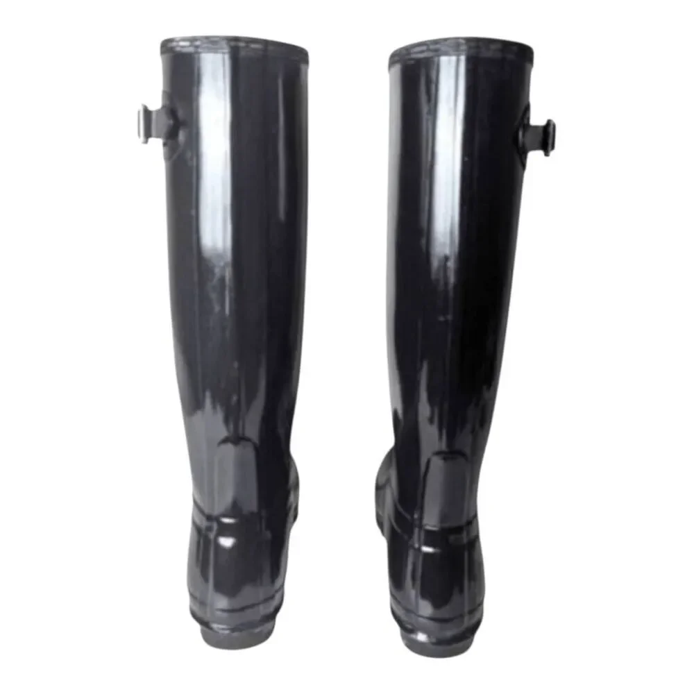 HUNTER Original Tall Gloss Rain Boot In Black Size M8/W9